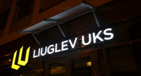 LED valgustusega logo